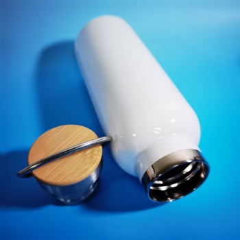  Flask with bamboo cover	